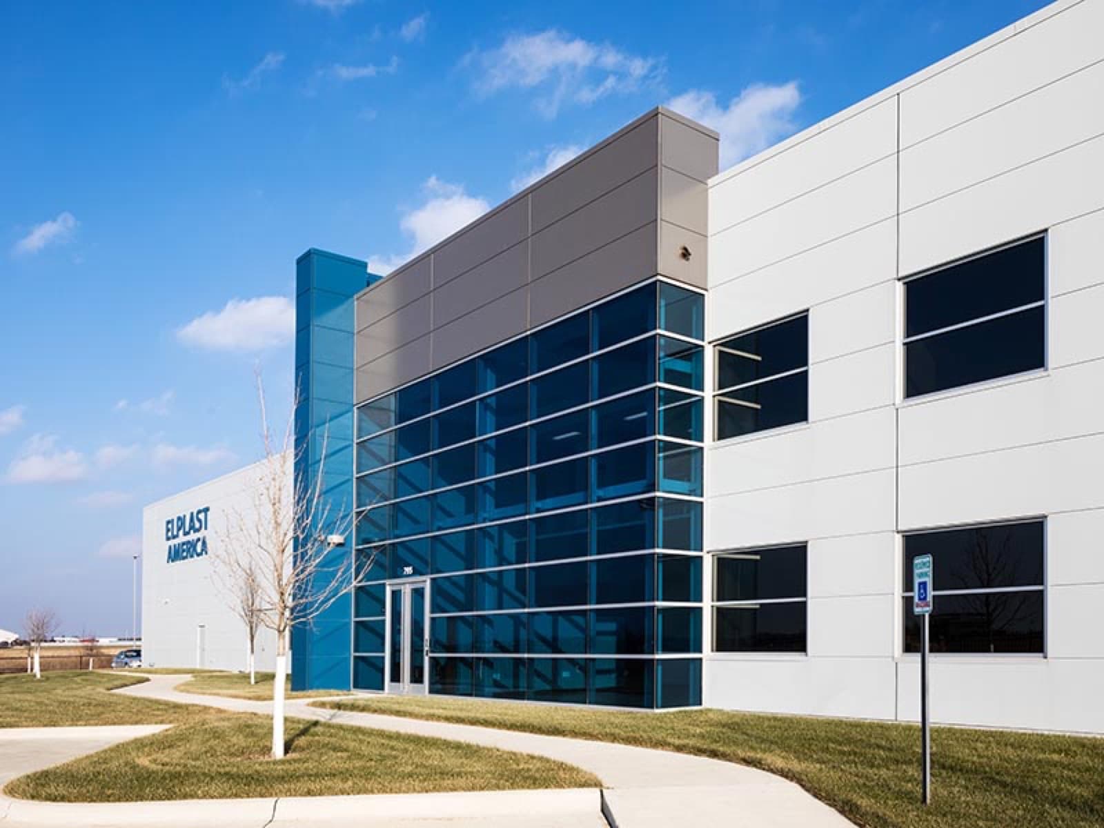 Haven-delivered modern industrial facility — Elplast America exterior