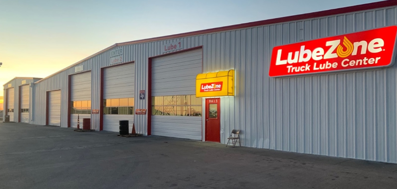 Truck Lube Centers